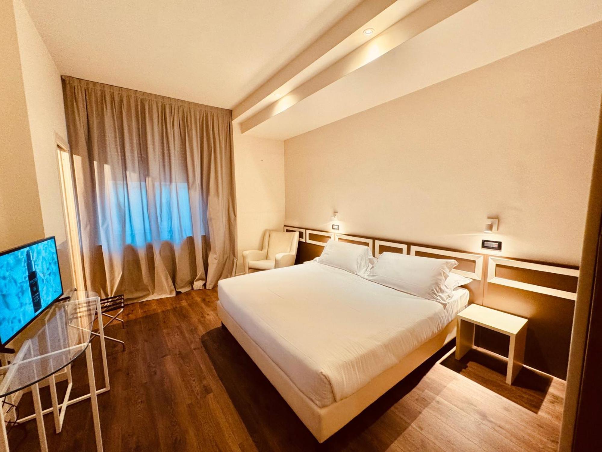 Hotel Pex Mantoue