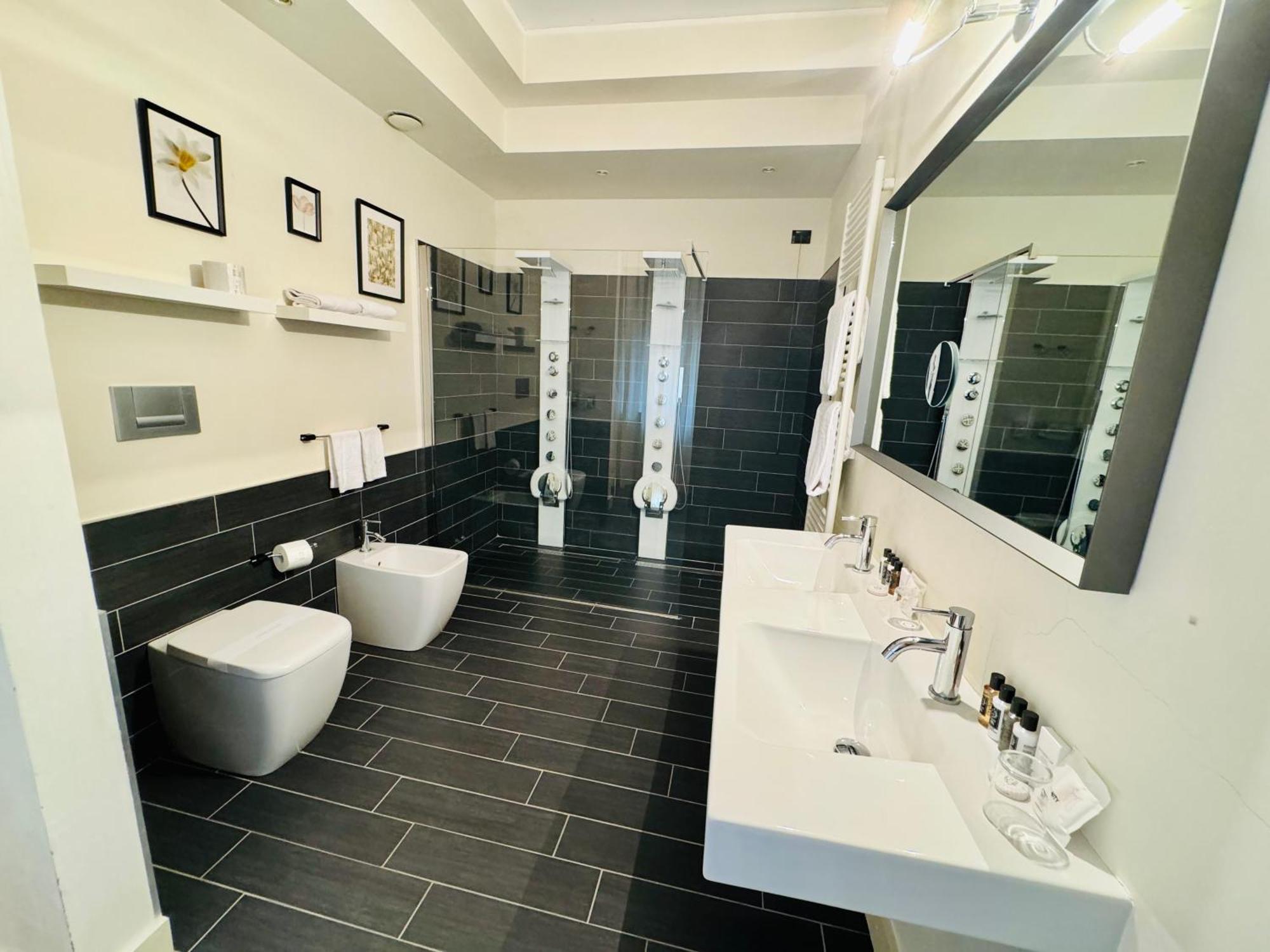 Pex Hotel 4*