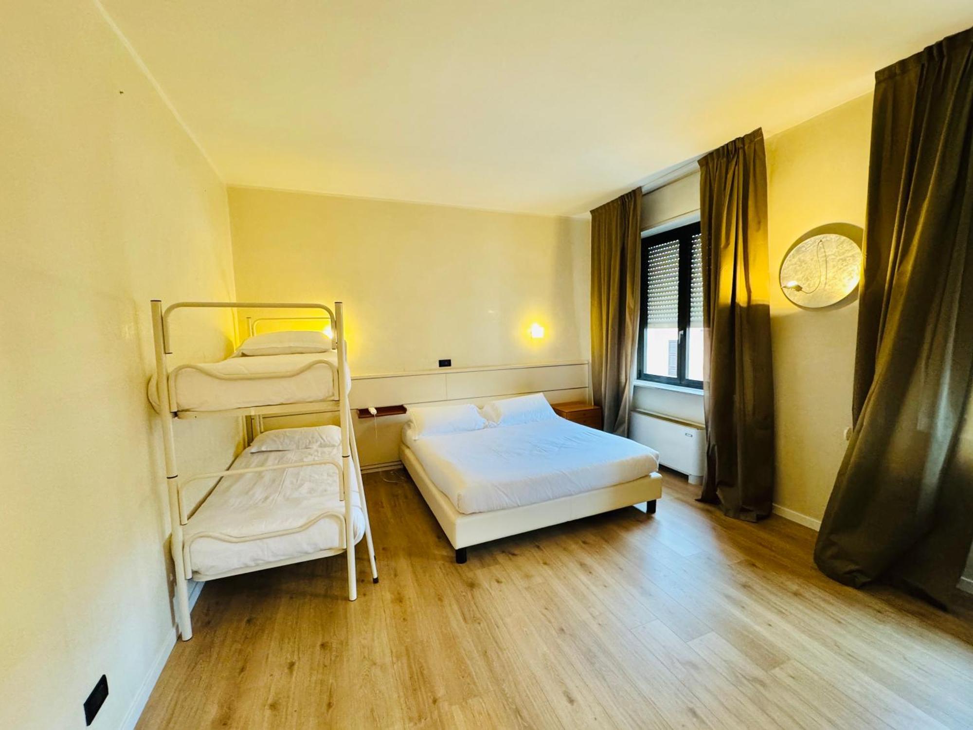 Hotel Pex 4*